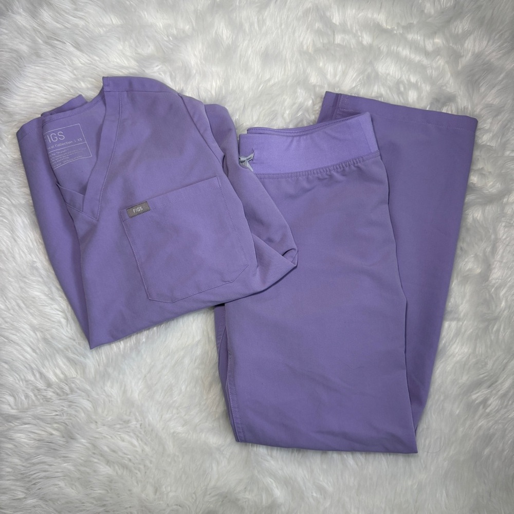 Figs Scrub Set